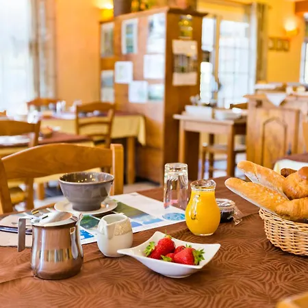 Logis Restaurant Du Bougnat Saint-Victor-la-Riviere