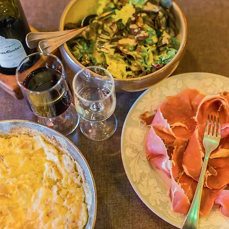 Logis Restaurant Du Bougnat 3* Saint-Victor-la-Riviere