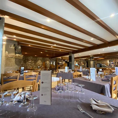 מלון Logis Restaurant Du Bougnat