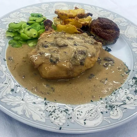 Logis Restaurant Du Bougnat 3* Saint-Victor-la-Riviere